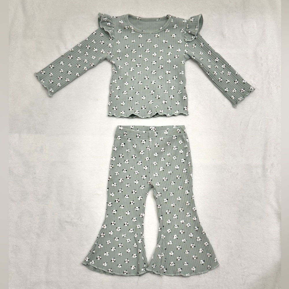 Reverie Threads Toddler 12-24M Long Sleeve & Flare Pants Outfit- Green Floral
